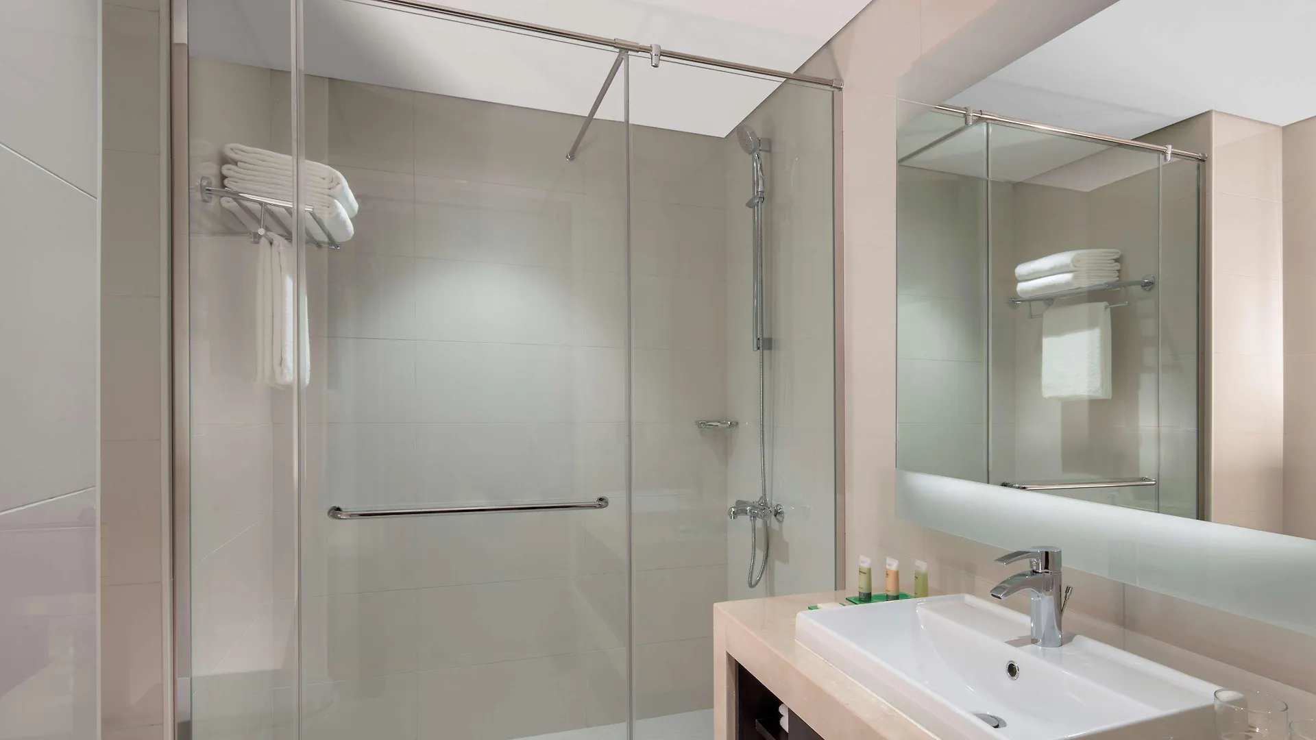 Hotel Hyatt Place Dubai Jumeirah